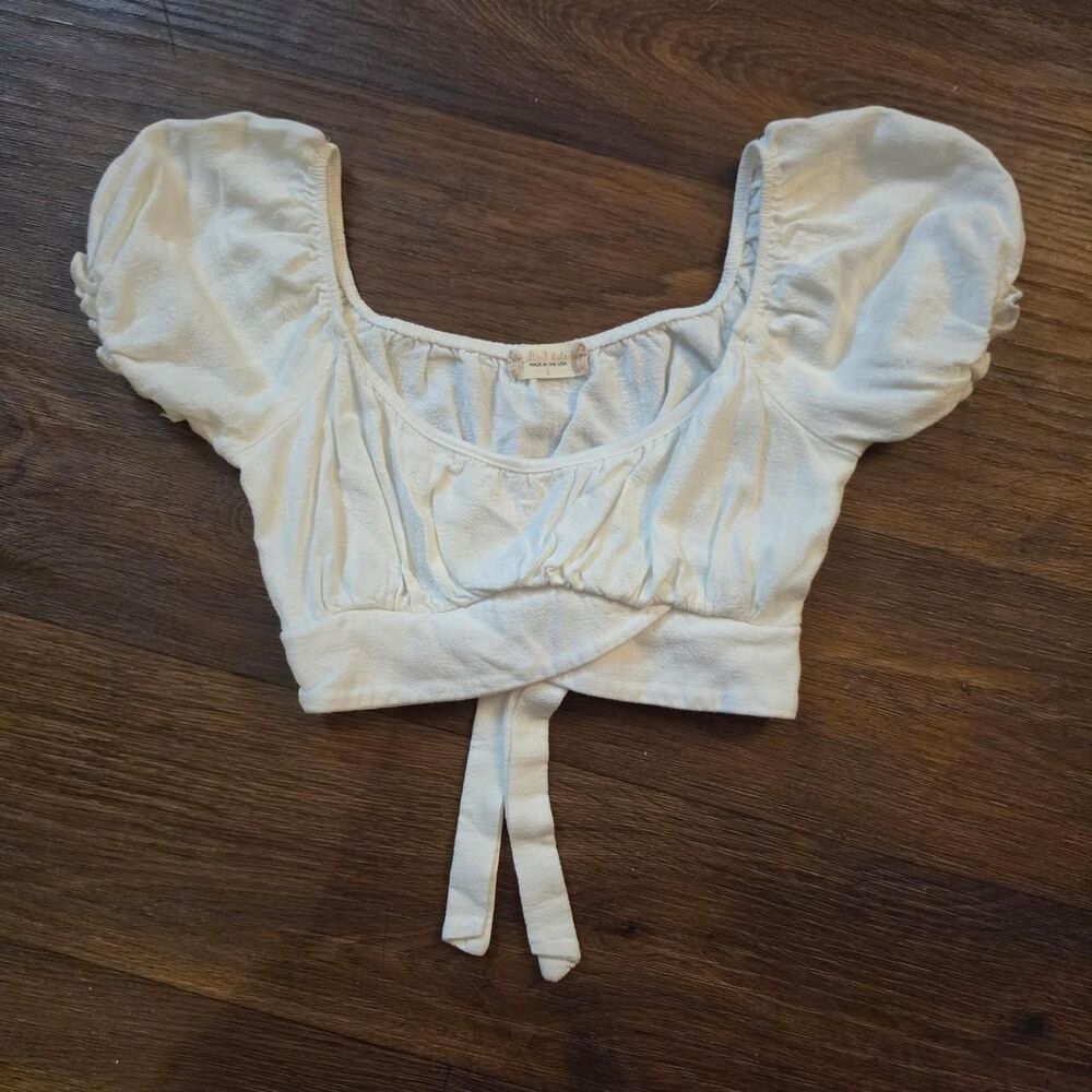 Altar-d-state Women's White Crop-top
